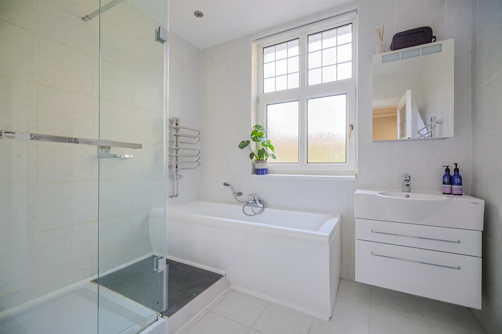 256 Gower Road, Sketty, Swansea, SA2 9JL